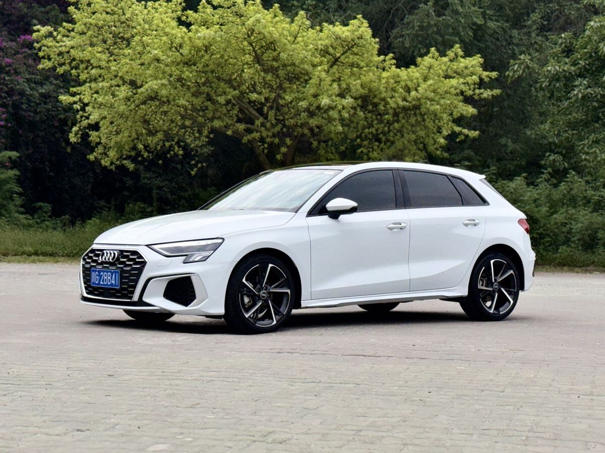 Audi A3 2022 - фото автомобиля
