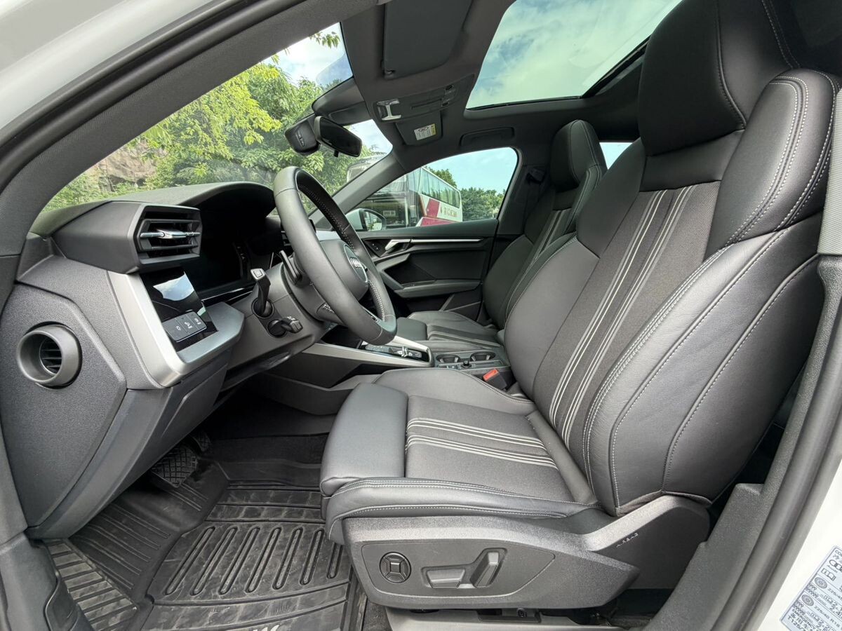 Audi A3 2022 - фото автомобиля