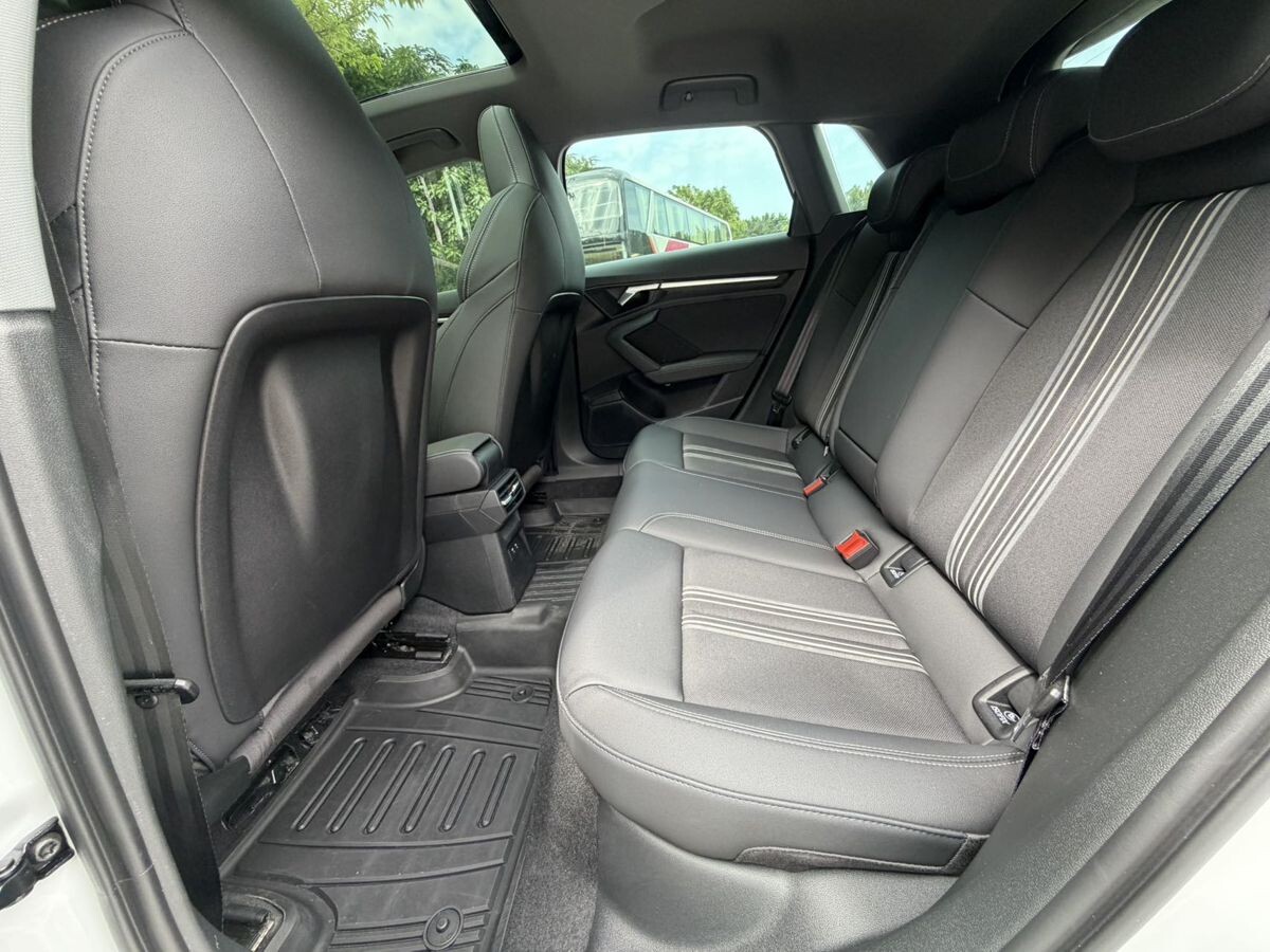 Audi A3 2022 - фото автомобиля
