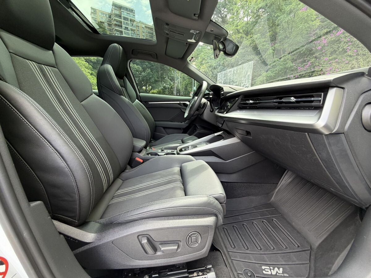 Audi A3 2022 - фото автомобиля