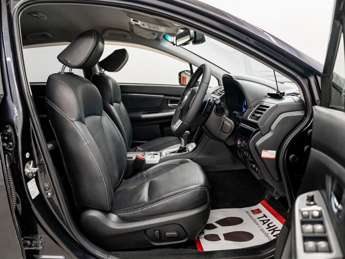 Subaru Levorg 2017 - фото автомобиля