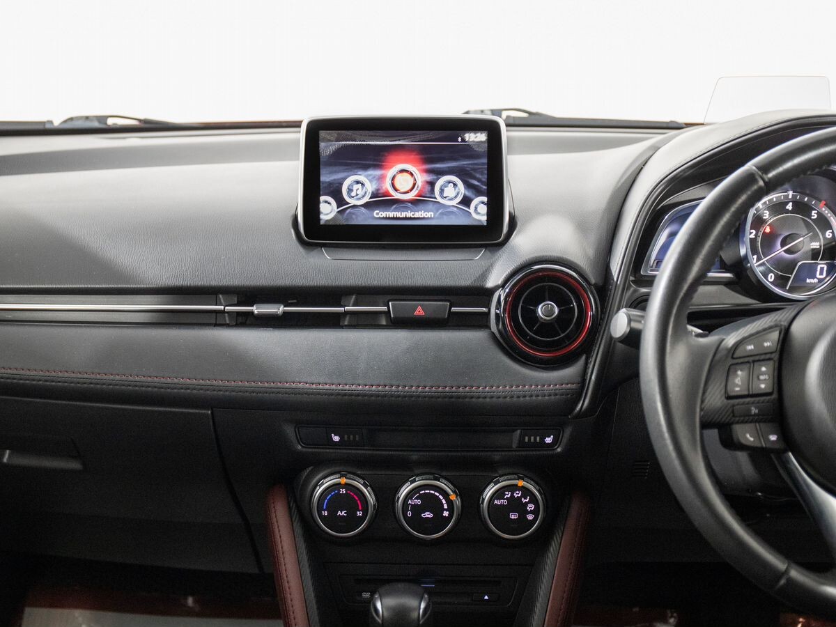 Mazda CX-3 2016 - фото автомобиля
