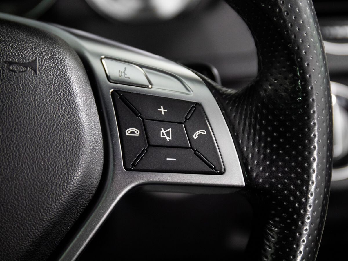 Mercedes-Benz C-Class 2012 - фото автомобиля