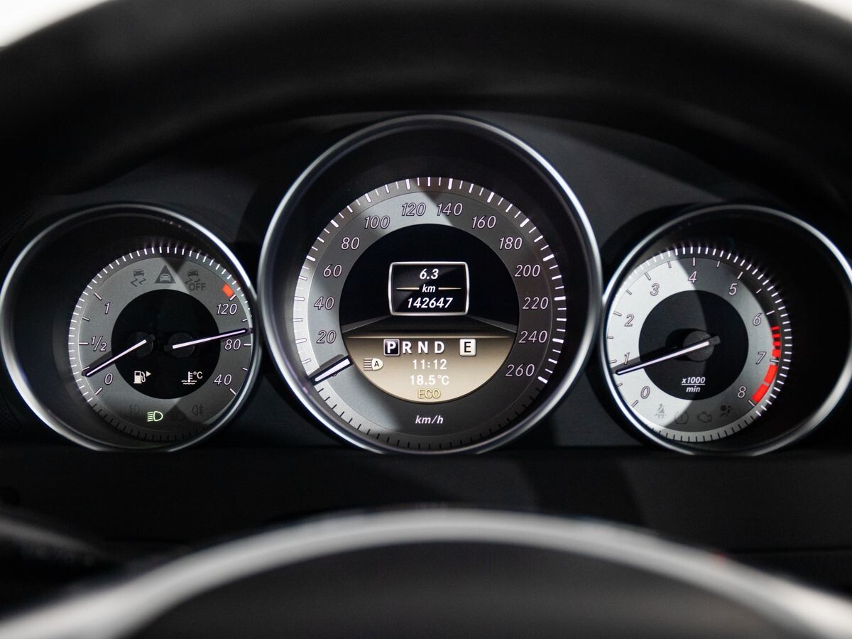 Mercedes-Benz C-Class 2012 - фото автомобиля