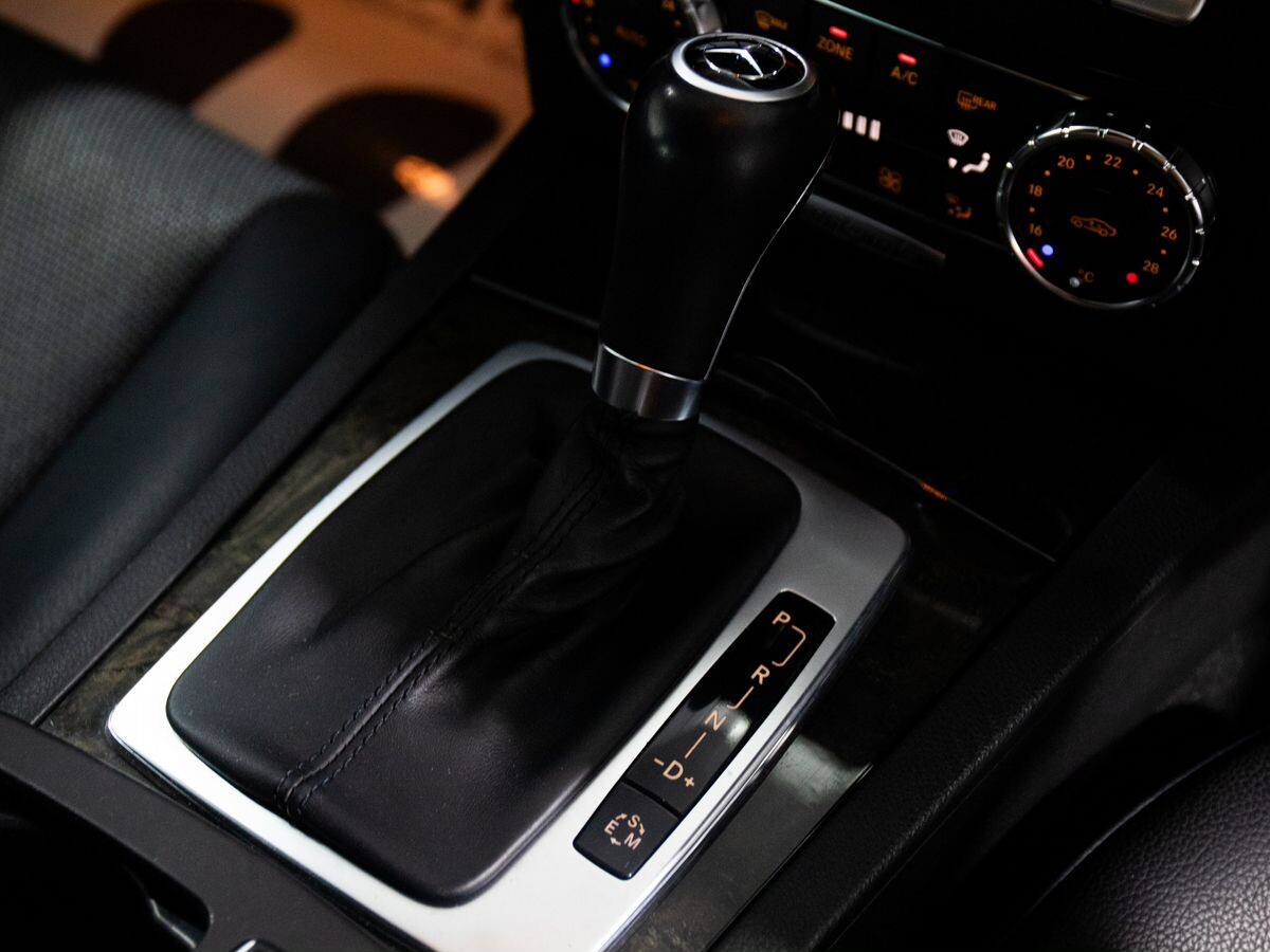 Mercedes-Benz C-Class 2012 - фото автомобиля
