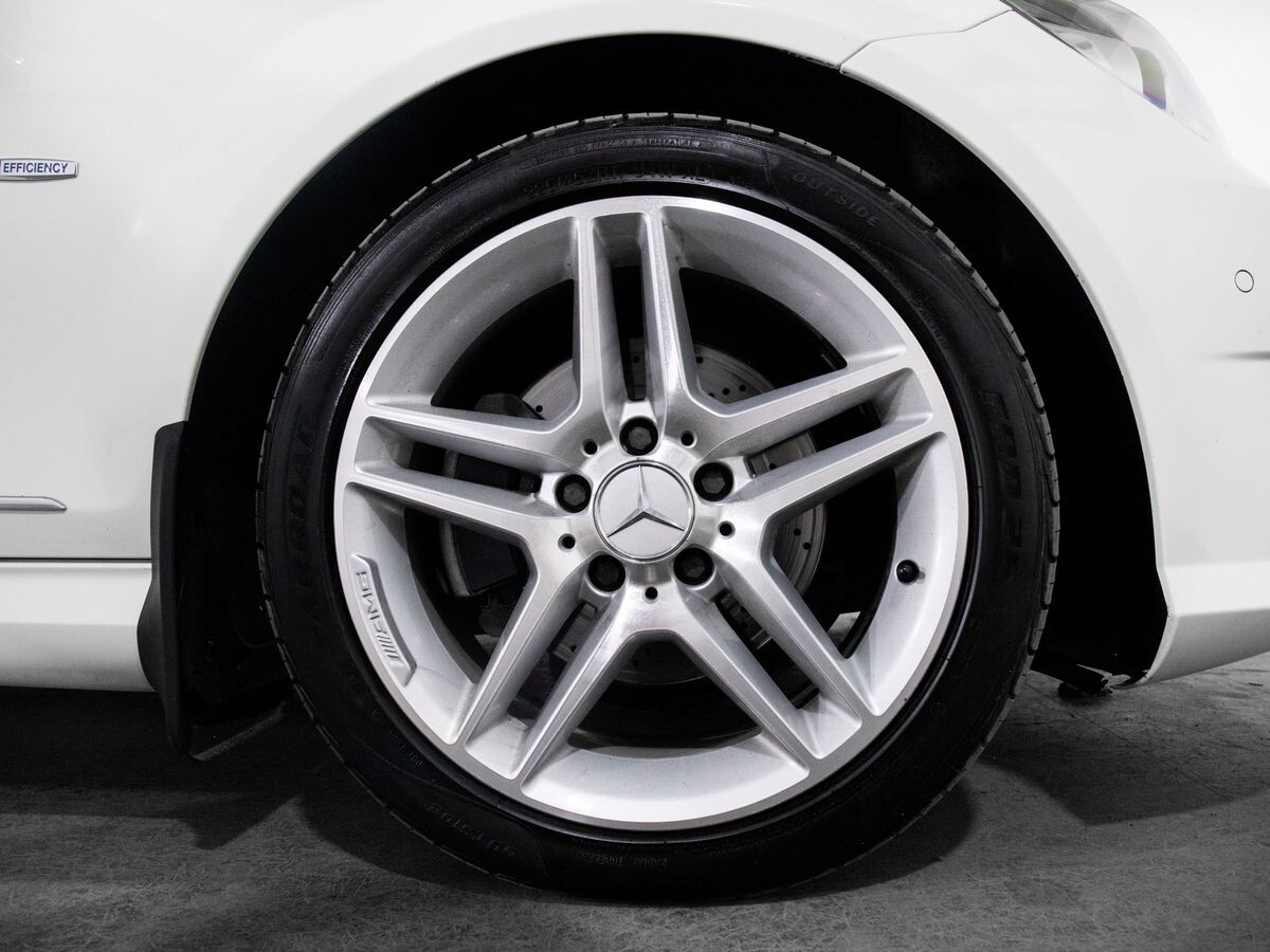 Mercedes-Benz C-Class 2012 - фото автомобиля