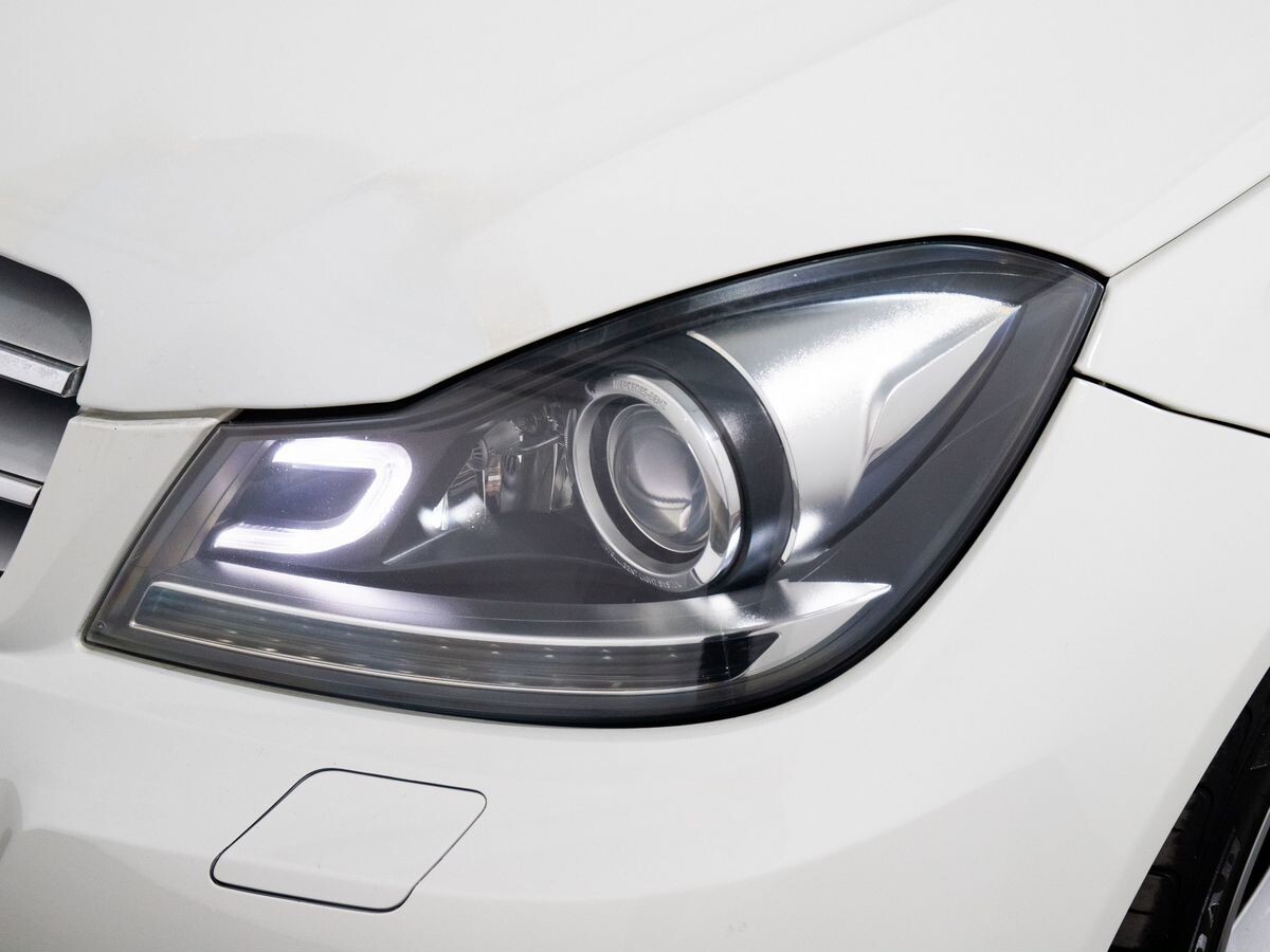 Mercedes-Benz C-Class 2012 - фото автомобиля