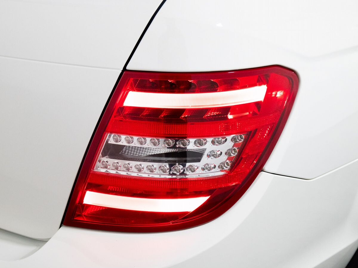 Mercedes-Benz C-Class 2012 - фото автомобиля