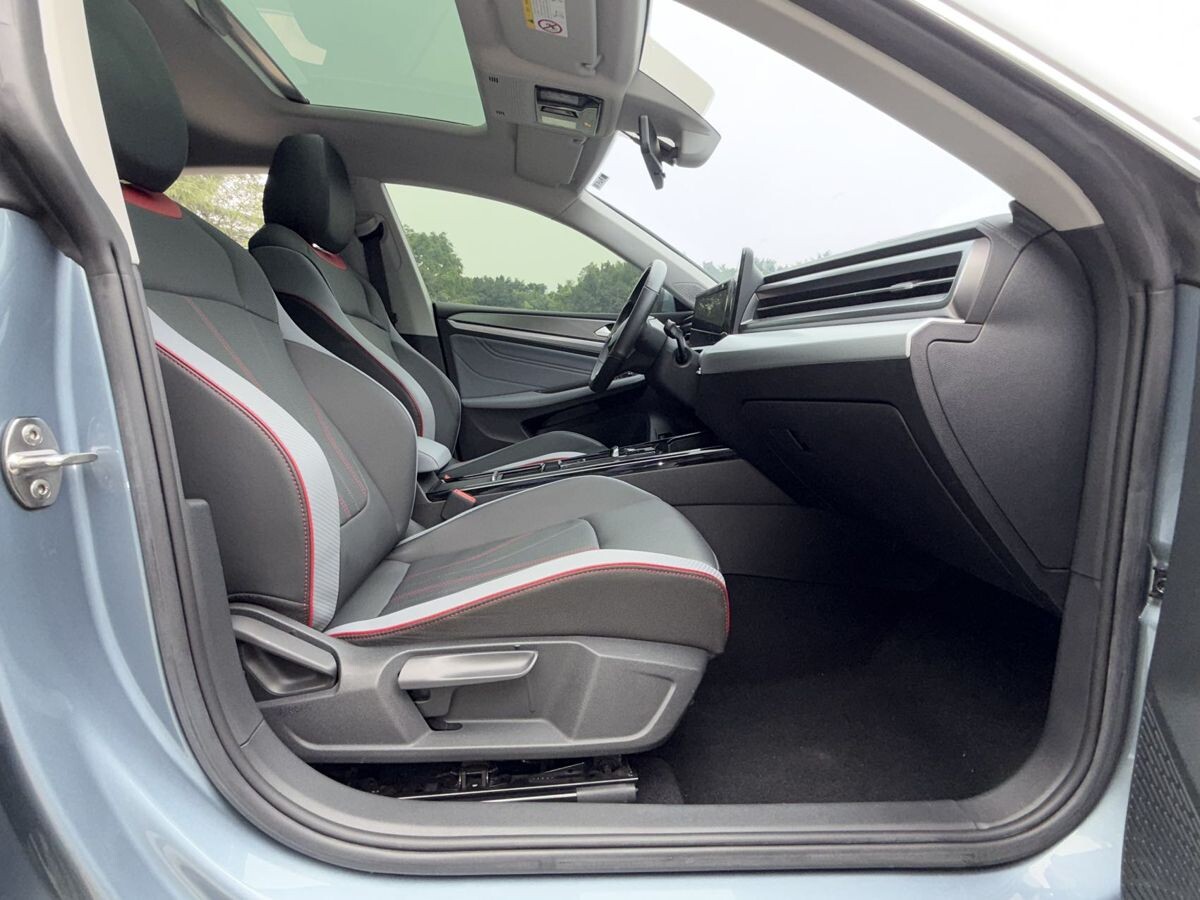 Volkswagen Lamando L 2022 - фото автомобиля