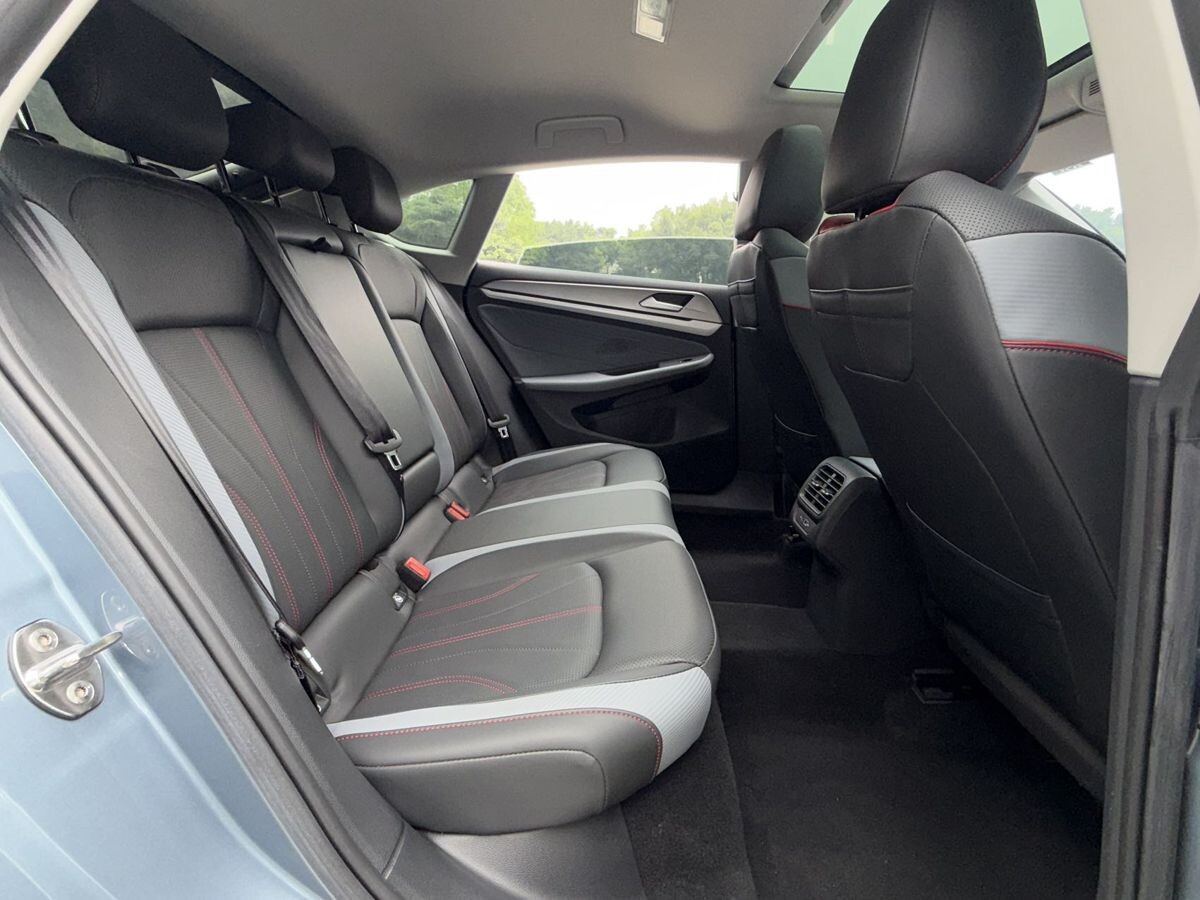 Volkswagen Lamando L 2022 - фото автомобиля