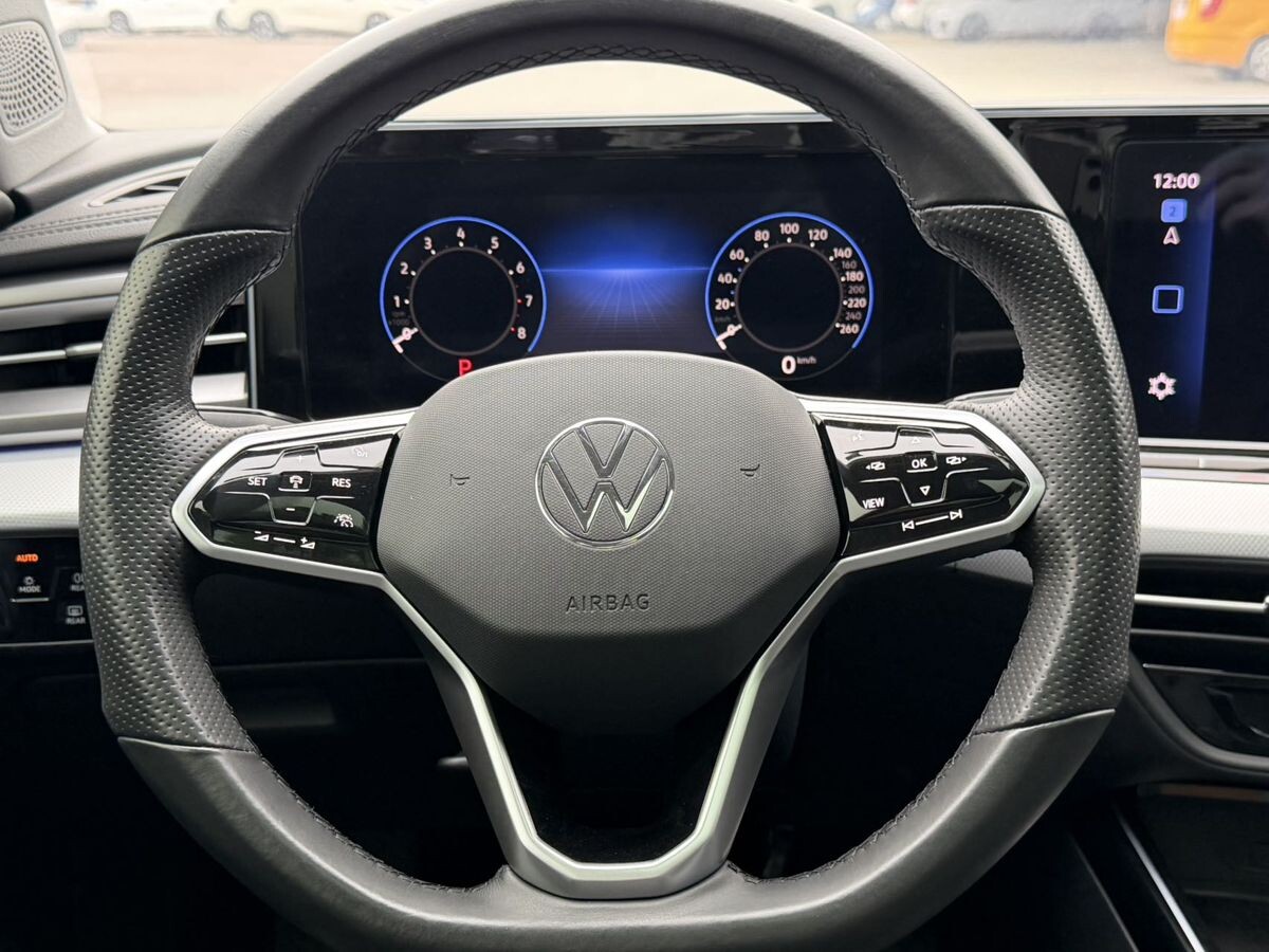 Volkswagen Lamando L 2022 - фото автомобиля