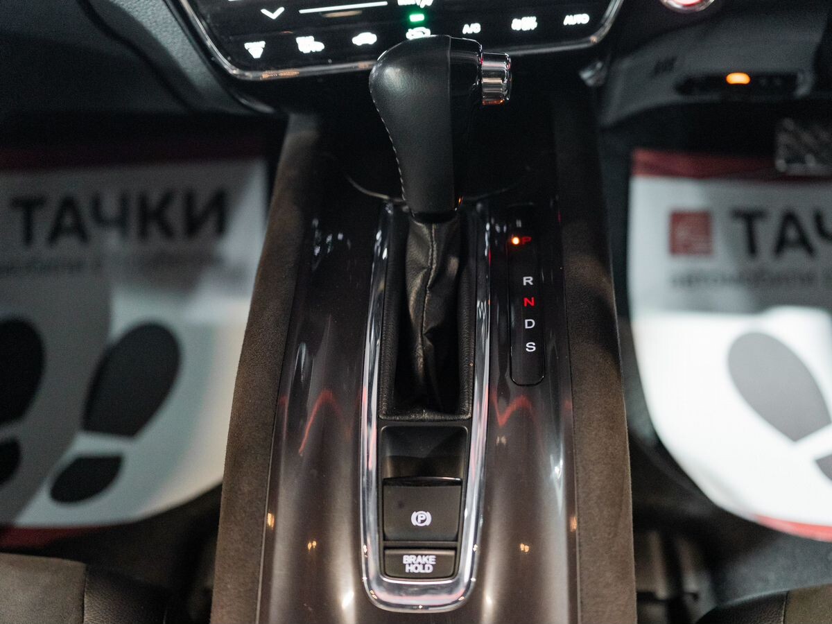 Honda Vezel 2018 - фото автомобиля