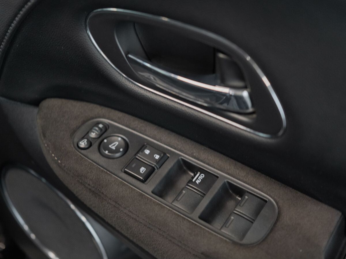 Honda Vezel 2018 - фото автомобиля
