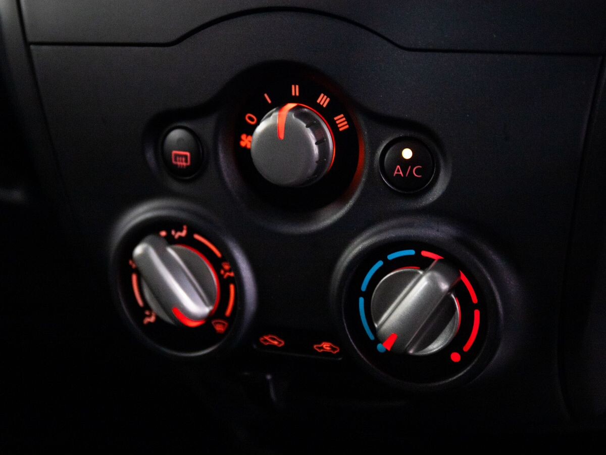 Nissan Note 2017 - фото автомобиля