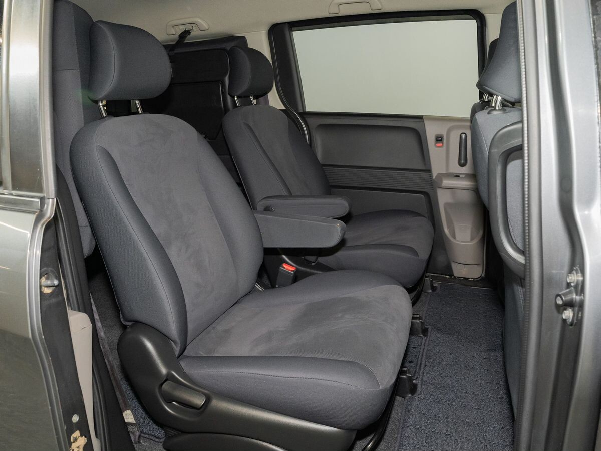 Honda Freed 2010 - фото автомобиля