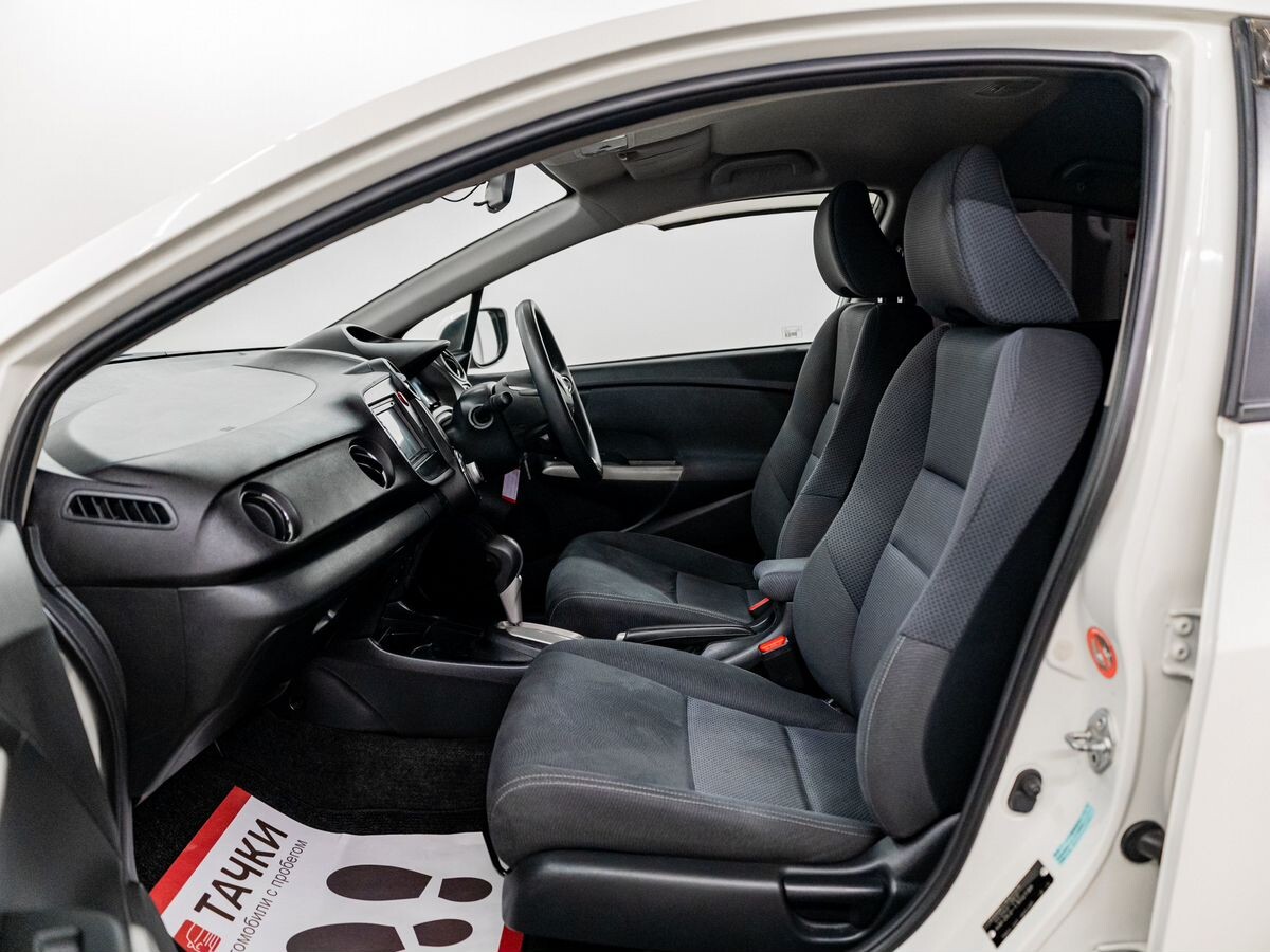 Honda Insight 2010 - фото автомобиля