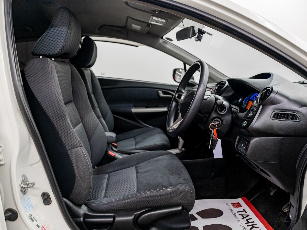Honda Insight 2010 - фото автомобиля
