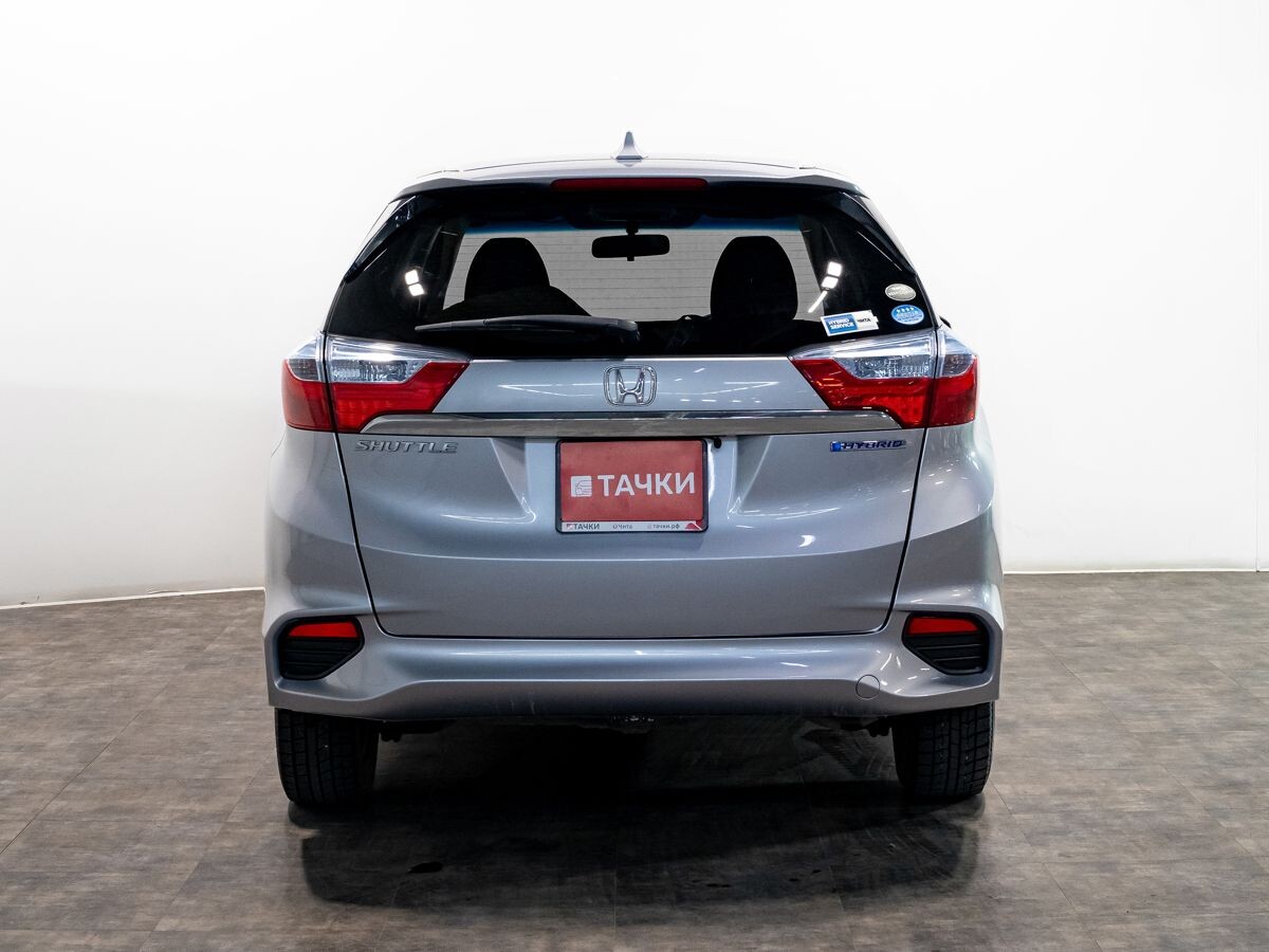 Honda Shuttle 2016 - фото автомобиля