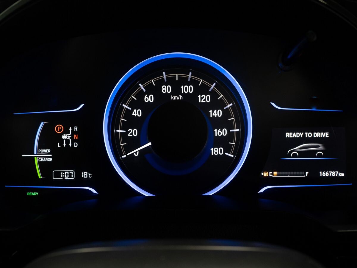 Honda Shuttle 2016 - фото автомобиля