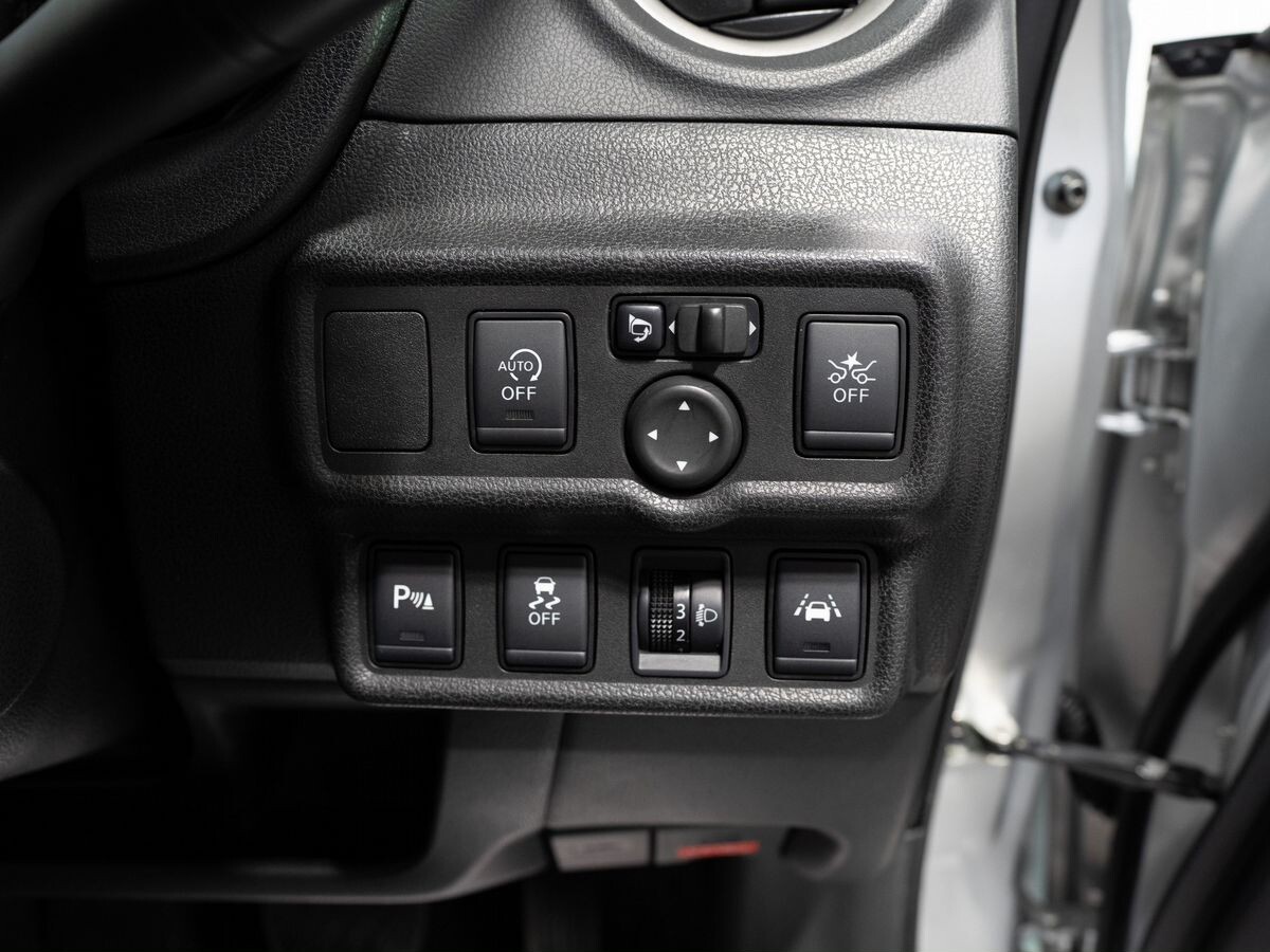 Nissan Note 2019 - фото автомобиля
