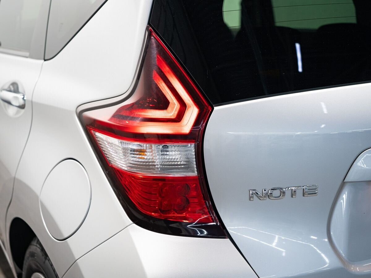 Nissan Note 2019 - фото автомобиля
