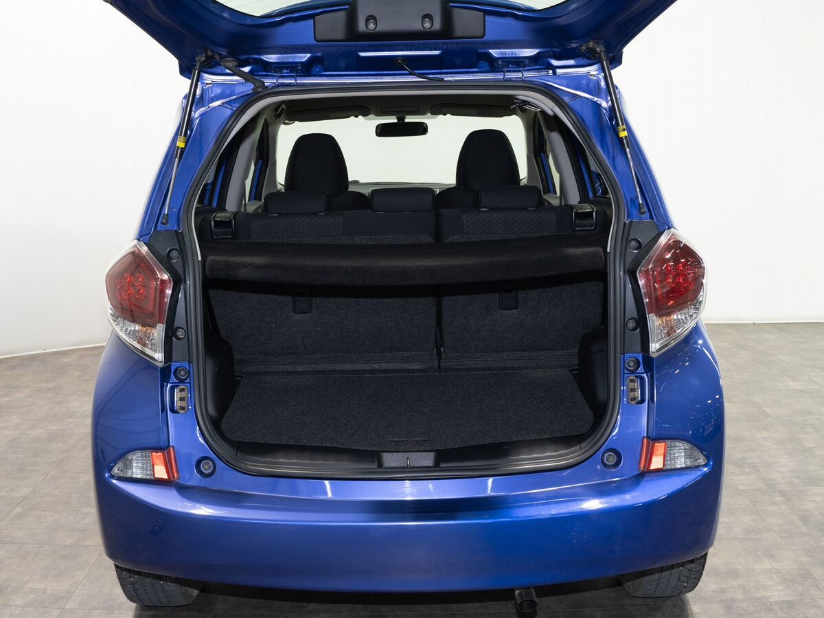 Toyota Ractis 2015 - фото автомобиля