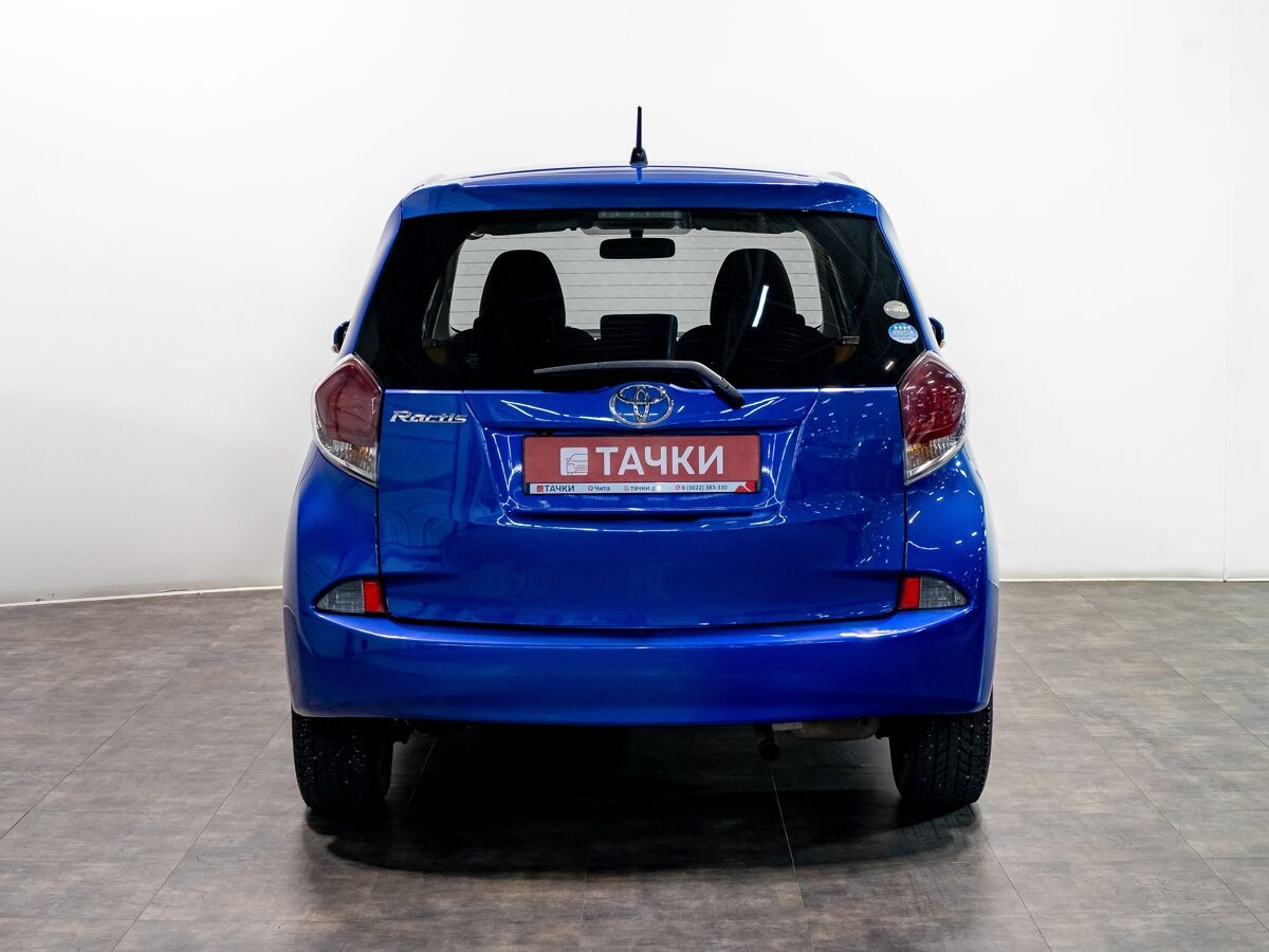 Toyota Ractis 2015 - фото автомобиля