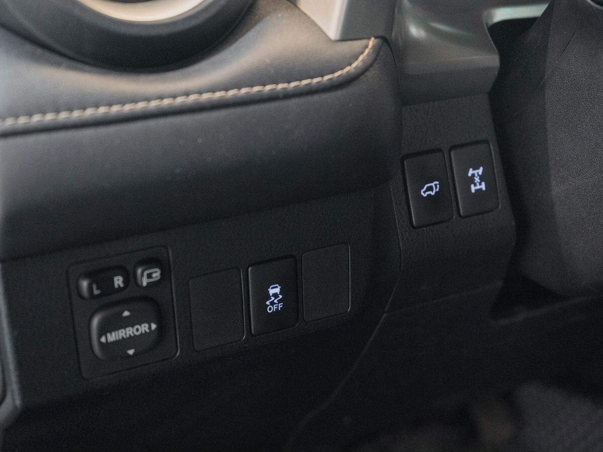 Toyota RAV4 2013 - фото автомобиля