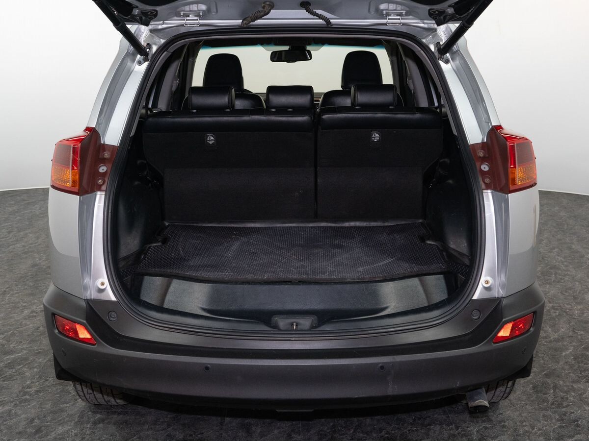 Toyota RAV4 2013 - фото автомобиля