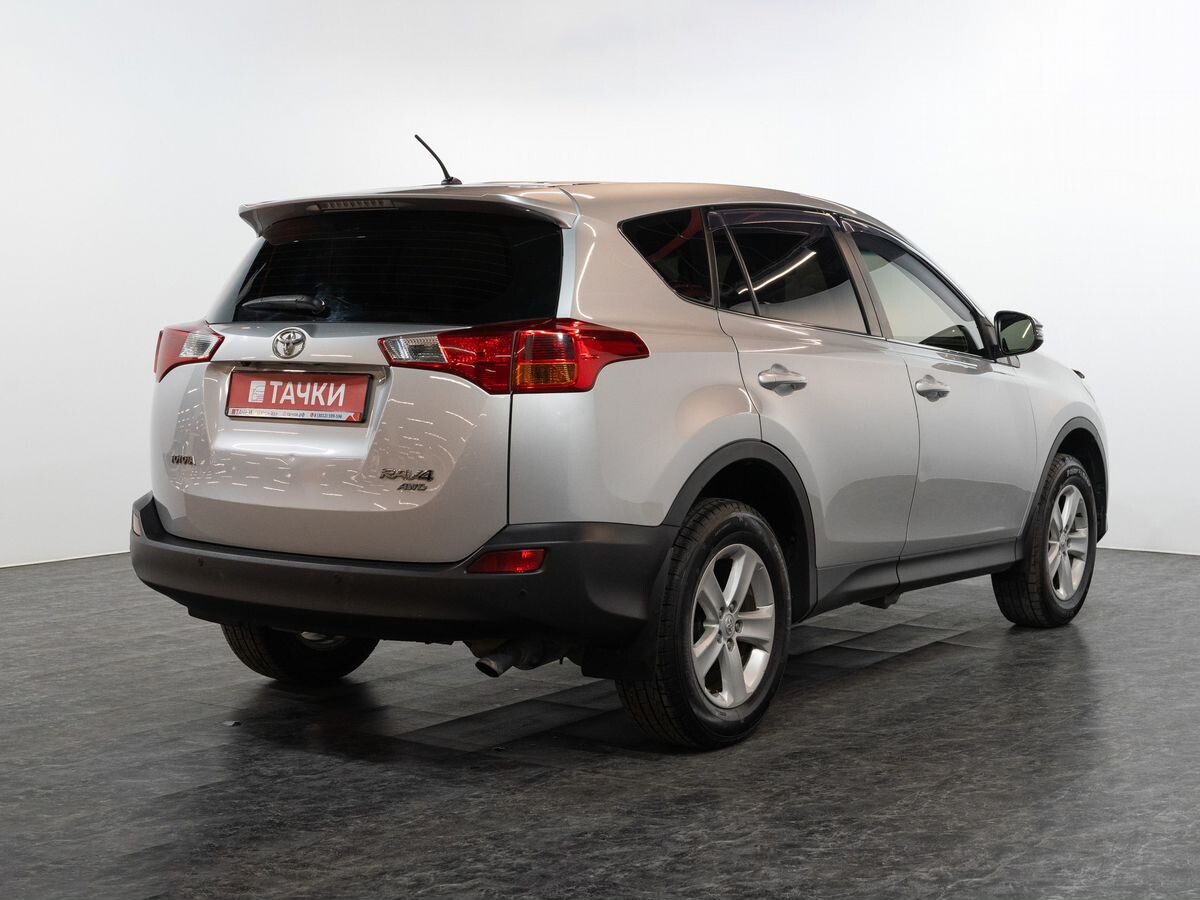Toyota RAV4 2013 - фото автомобиля