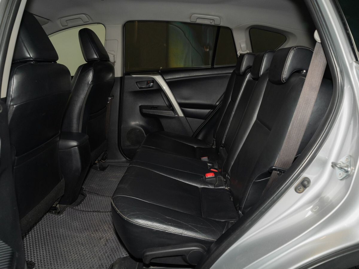 Toyota RAV4 2013 - фото автомобиля