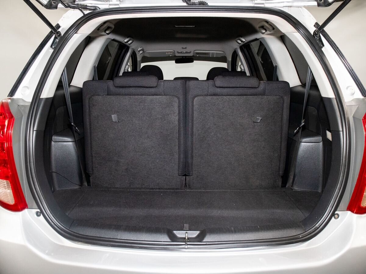 Toyota Wish 2008 - фото автомобиля