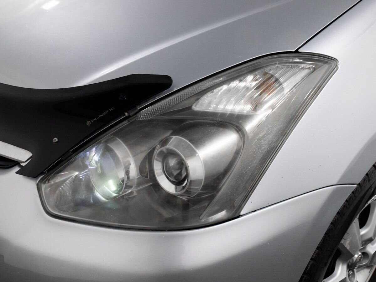 Toyota Wish 2008 - фото автомобиля