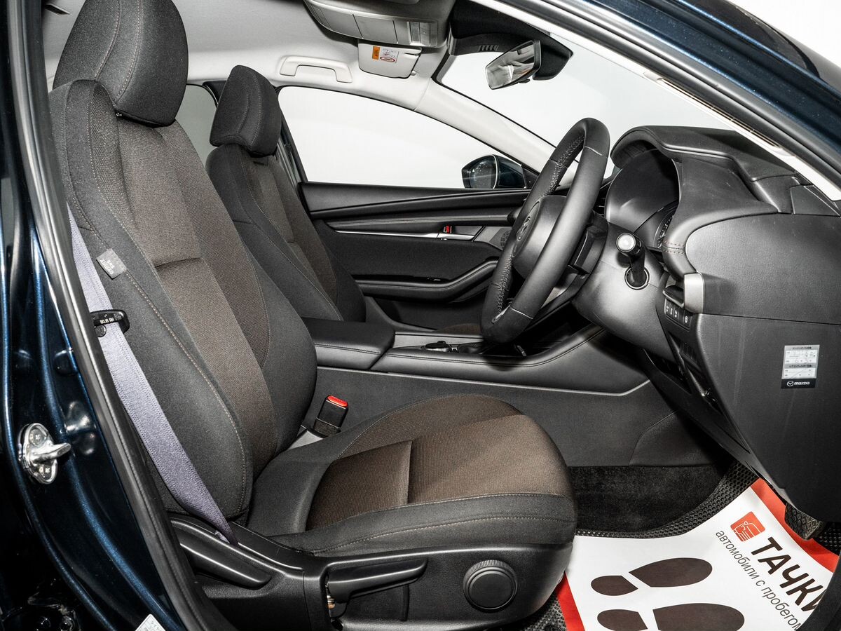 Mazda Mazda3 2021 - фото автомобиля