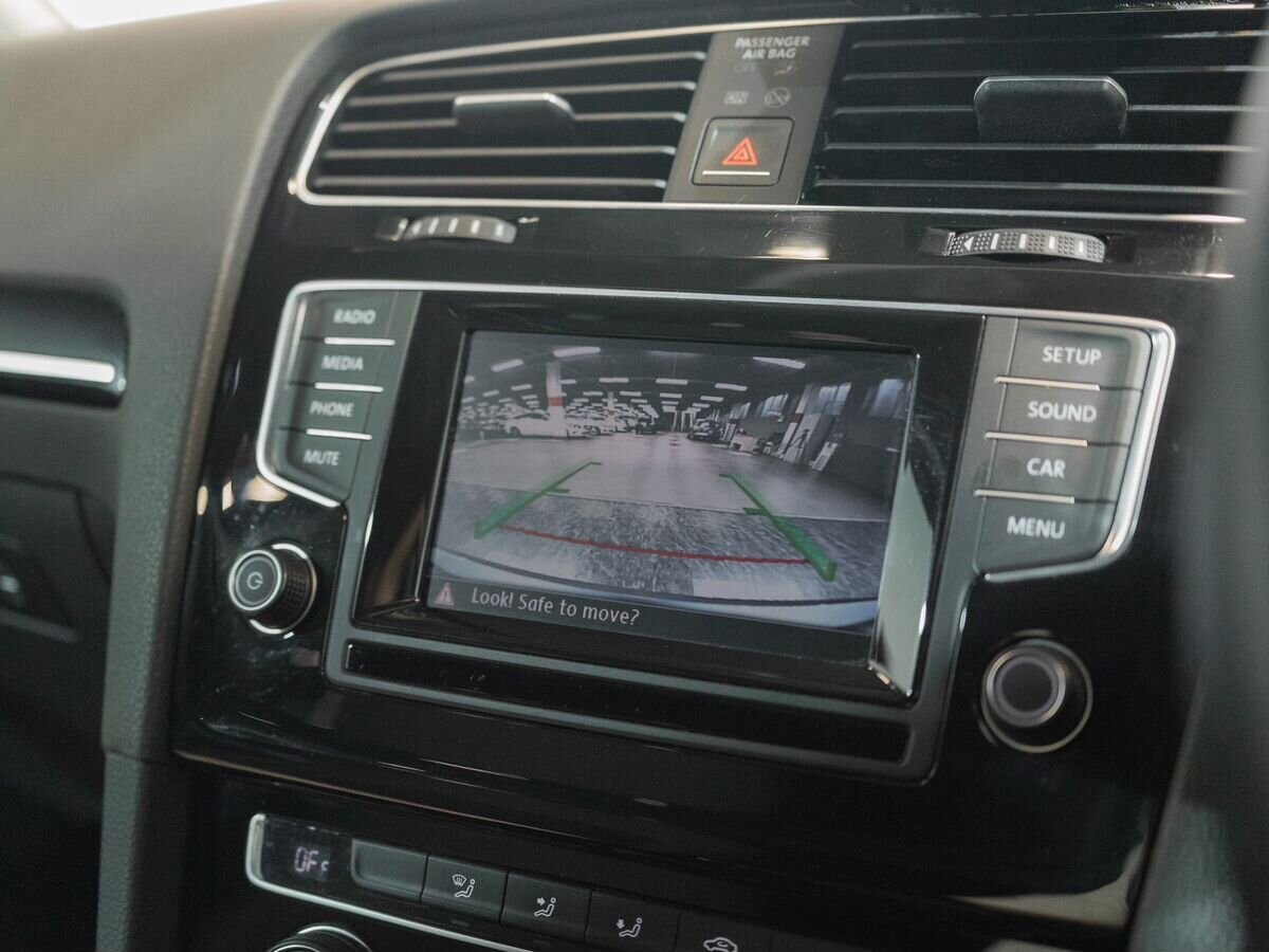 Volkswagen Golf 2013 - фото автомобиля