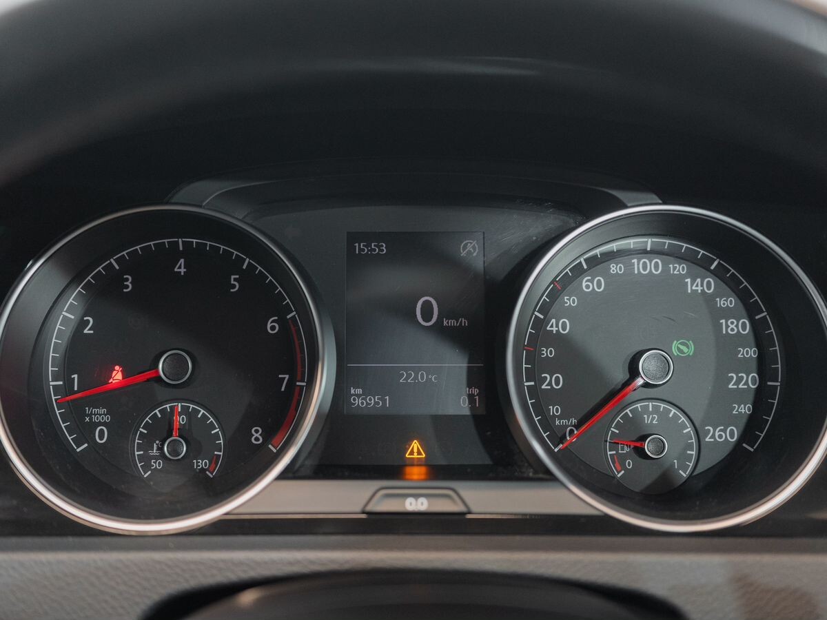 Volkswagen Golf 2013 - фото автомобиля