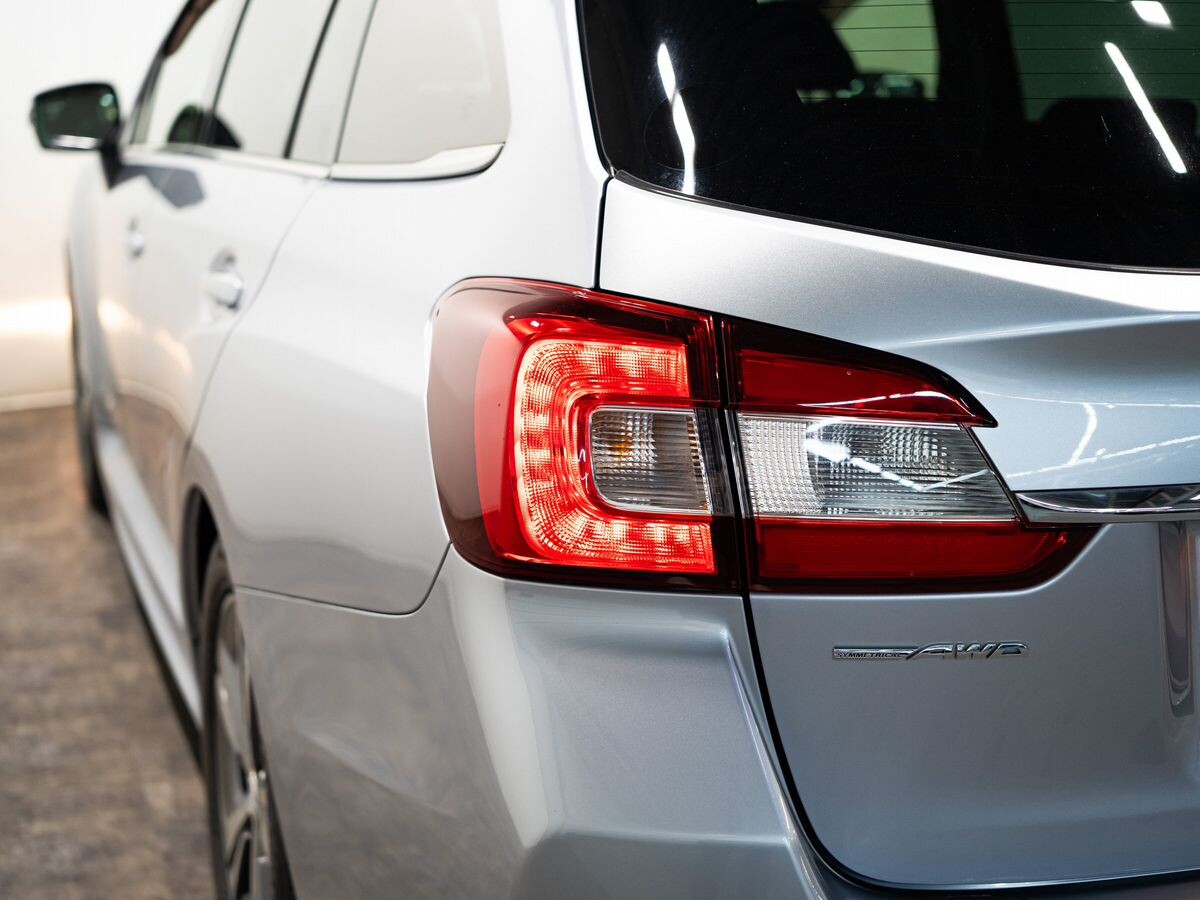 Subaru Levorg 2017 - фото автомобиля