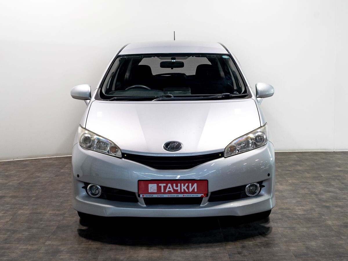 Toyota Wish 2009 - фото автомобиля