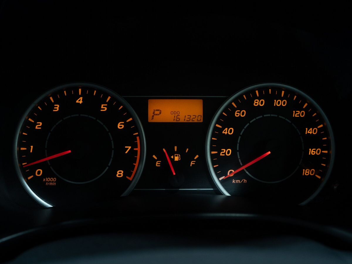 Toyota Wish 2009 - фото автомобиля