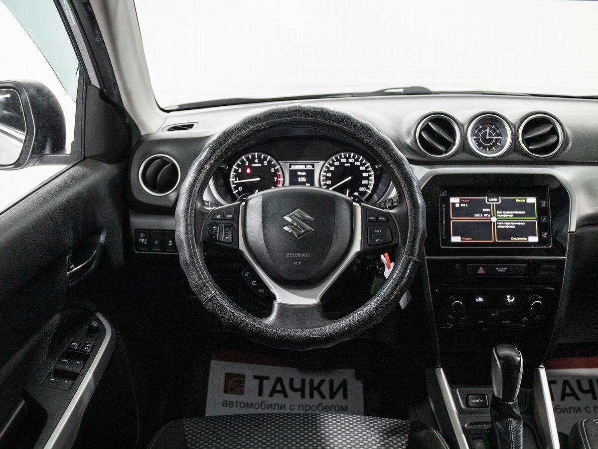 Suzuki Vitara 2018 - фото автомобиля