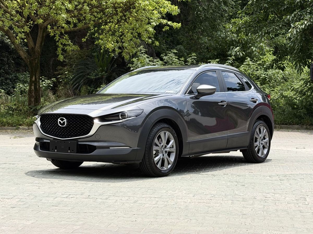 Mazda CX-30 2021 - фото автомобиля