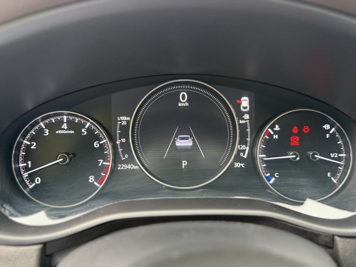 Mazda CX-30 2021 - фото автомобиля