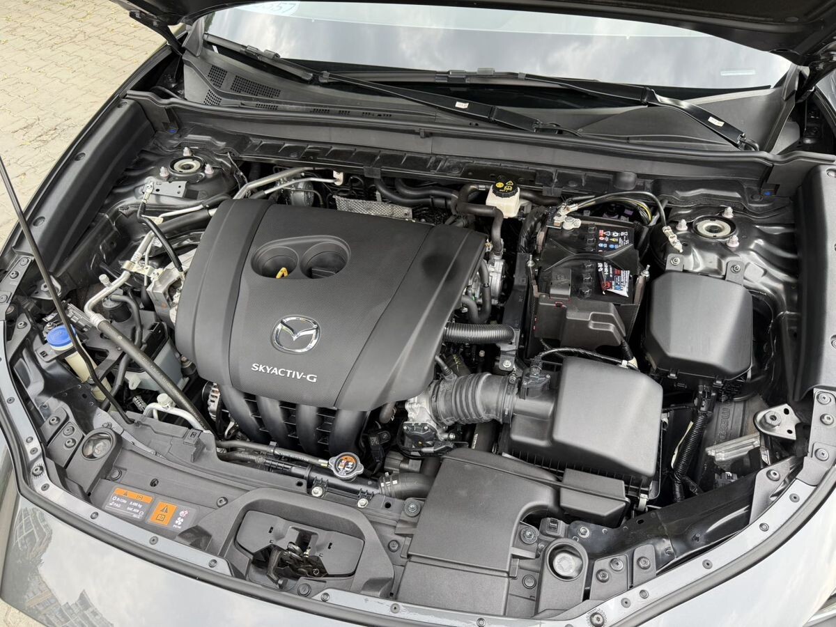 Mazda CX-30 2021 - фото автомобиля