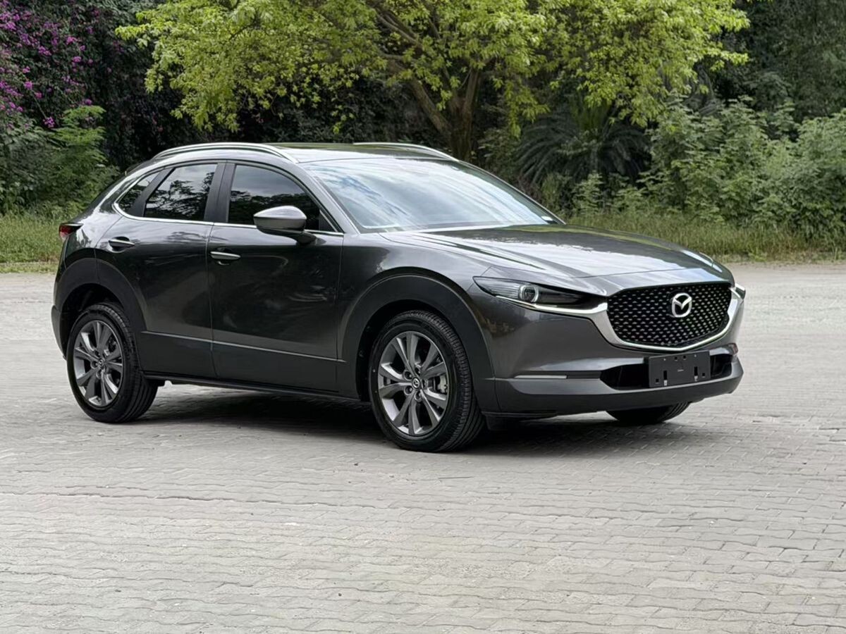 Mazda CX-30 2021 - фото автомобиля