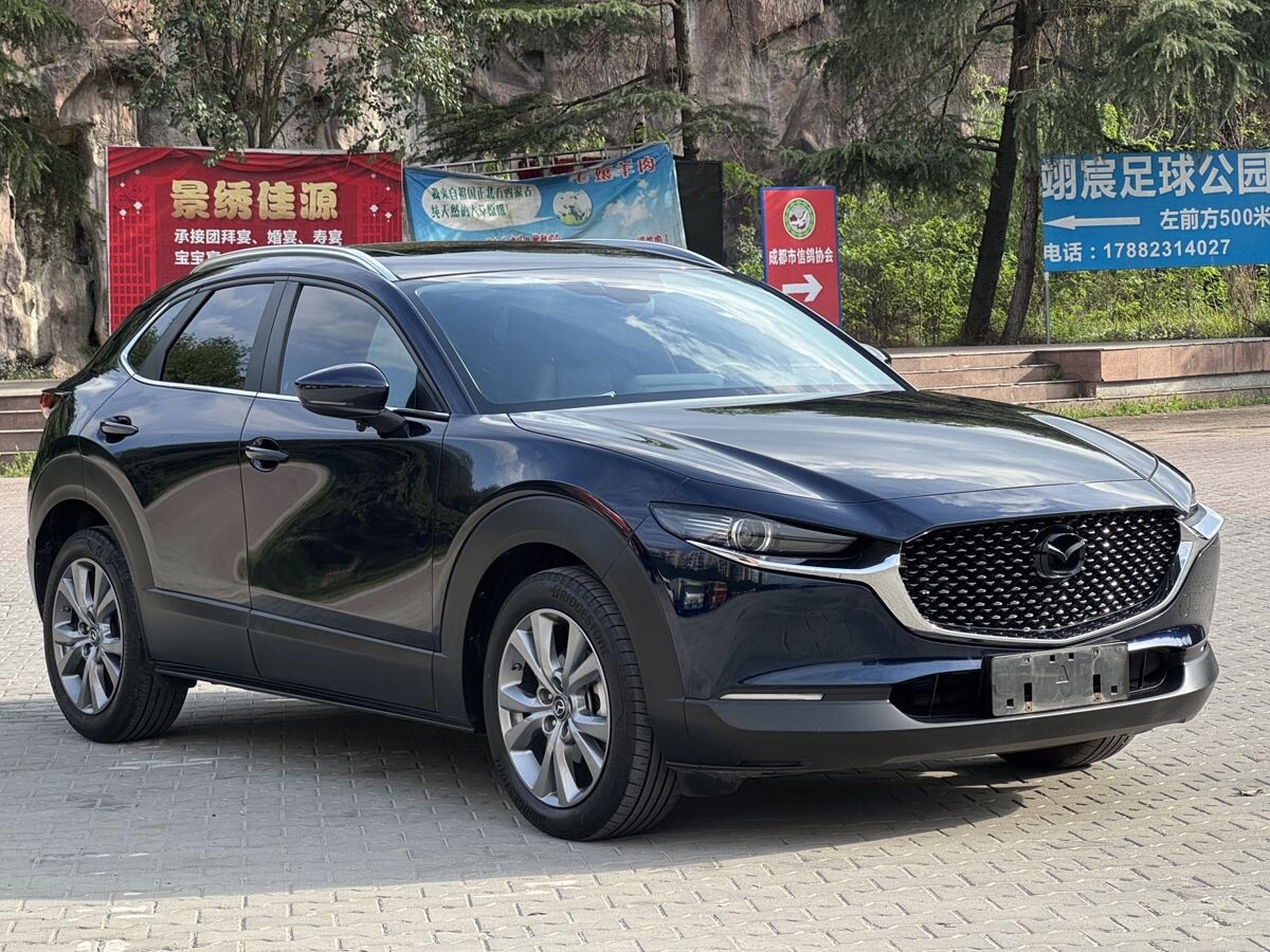 Mazda CX-30 2022 - фото автомобиля