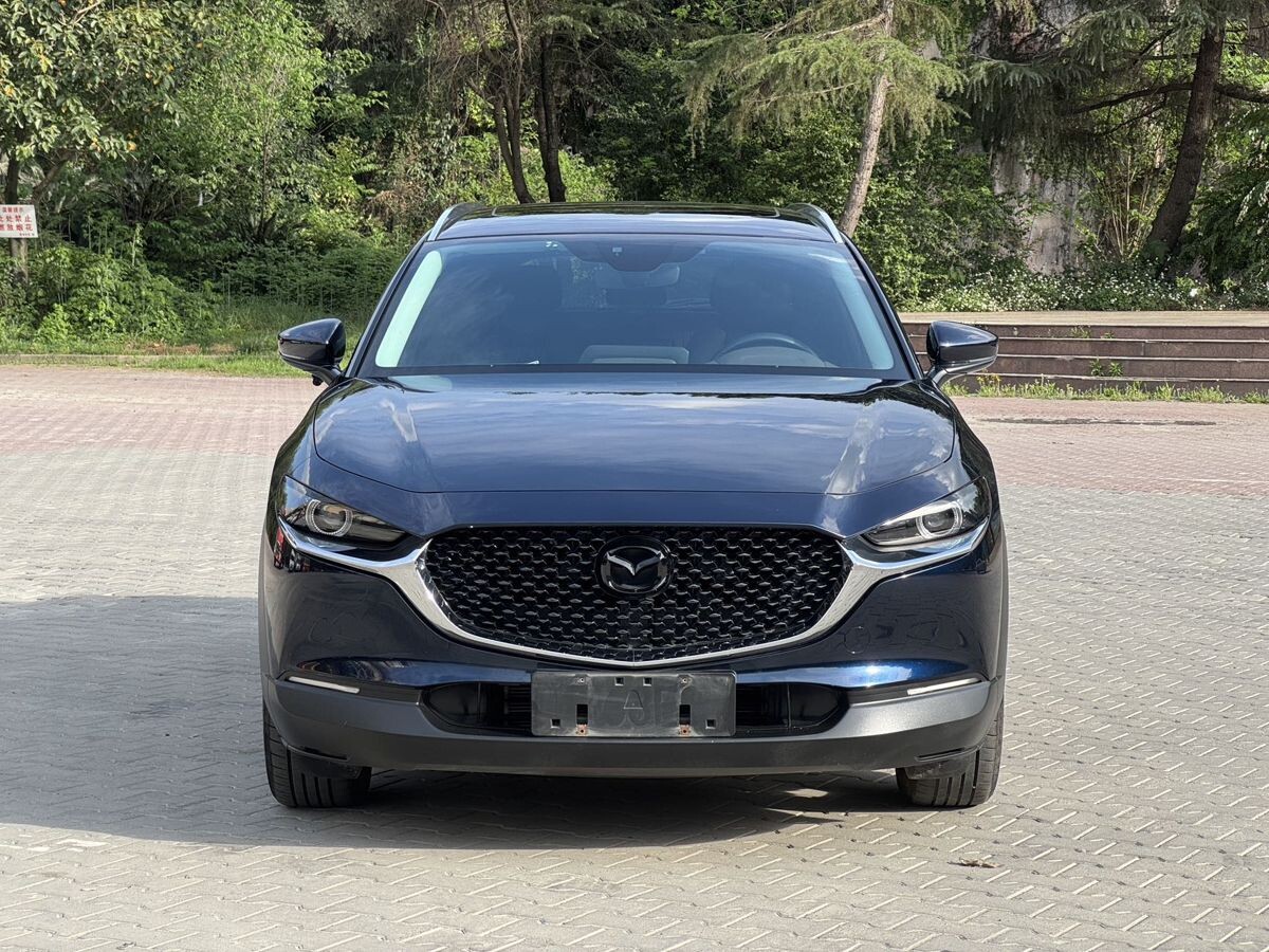 Mazda CX-30 2022 - фото автомобиля
