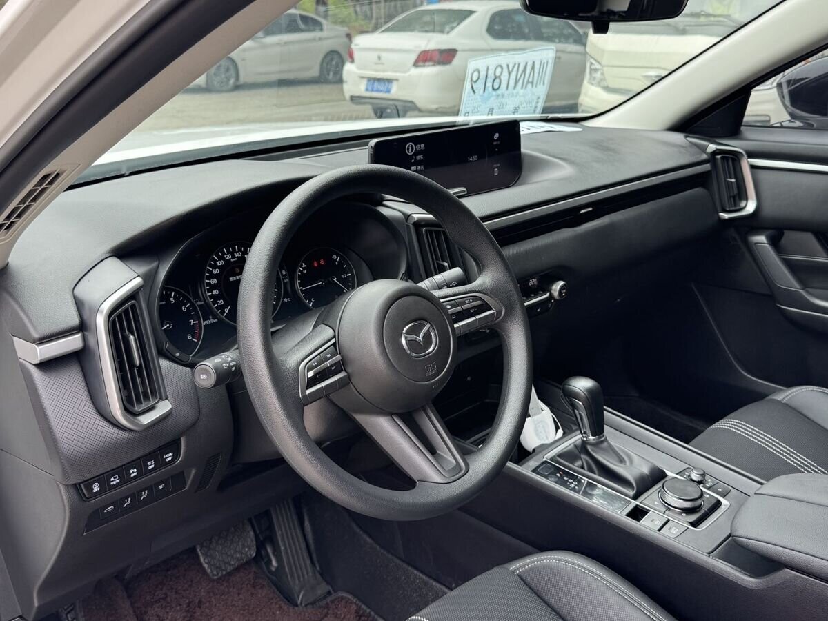 Mazda CX-50 2023 - фото автомобиля
