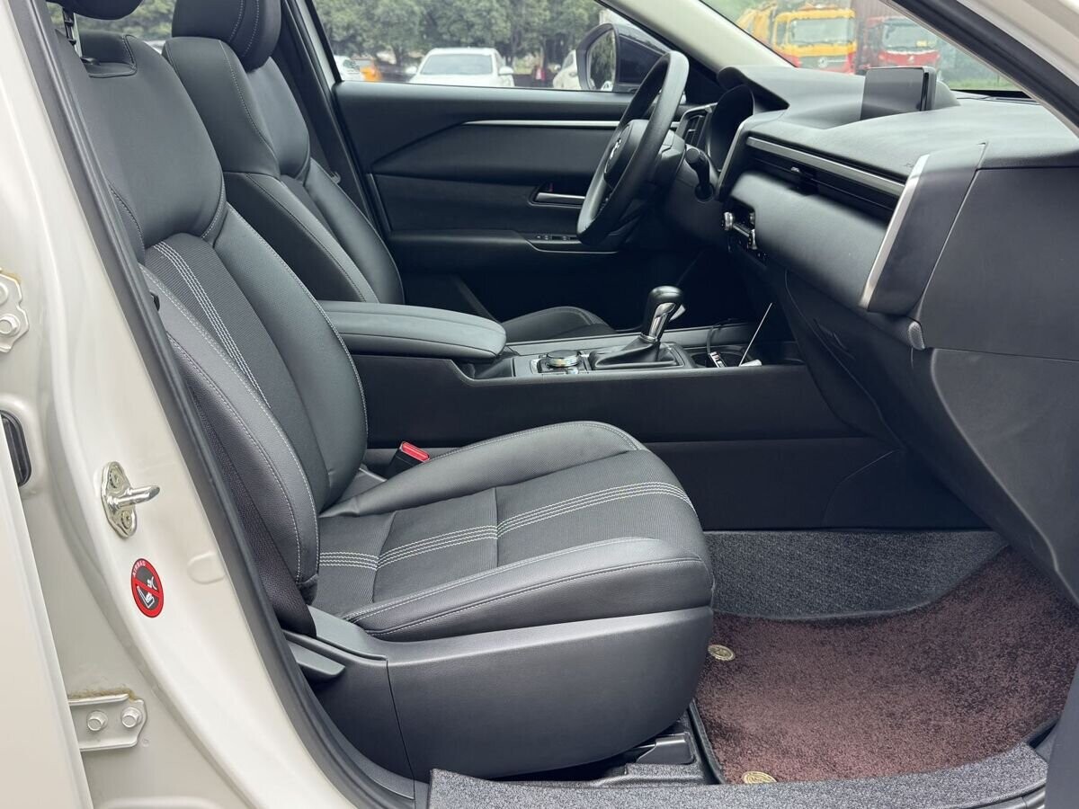 Mazda CX-50 2023 - фото автомобиля