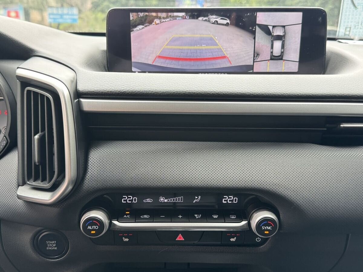 Mazda CX-50 2023 - фото автомобиля