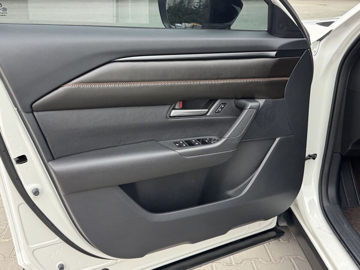 Mazda CX-50 2023 - фото автомобиля